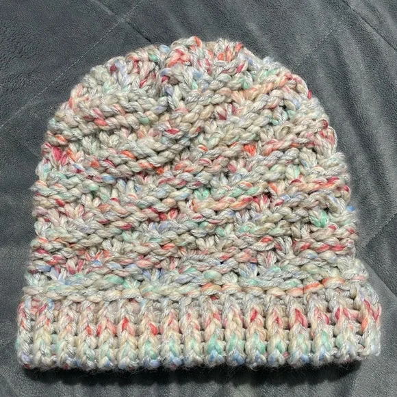 Handmade Stylish Multicolor Knit Beanie - Picture 2 of 4